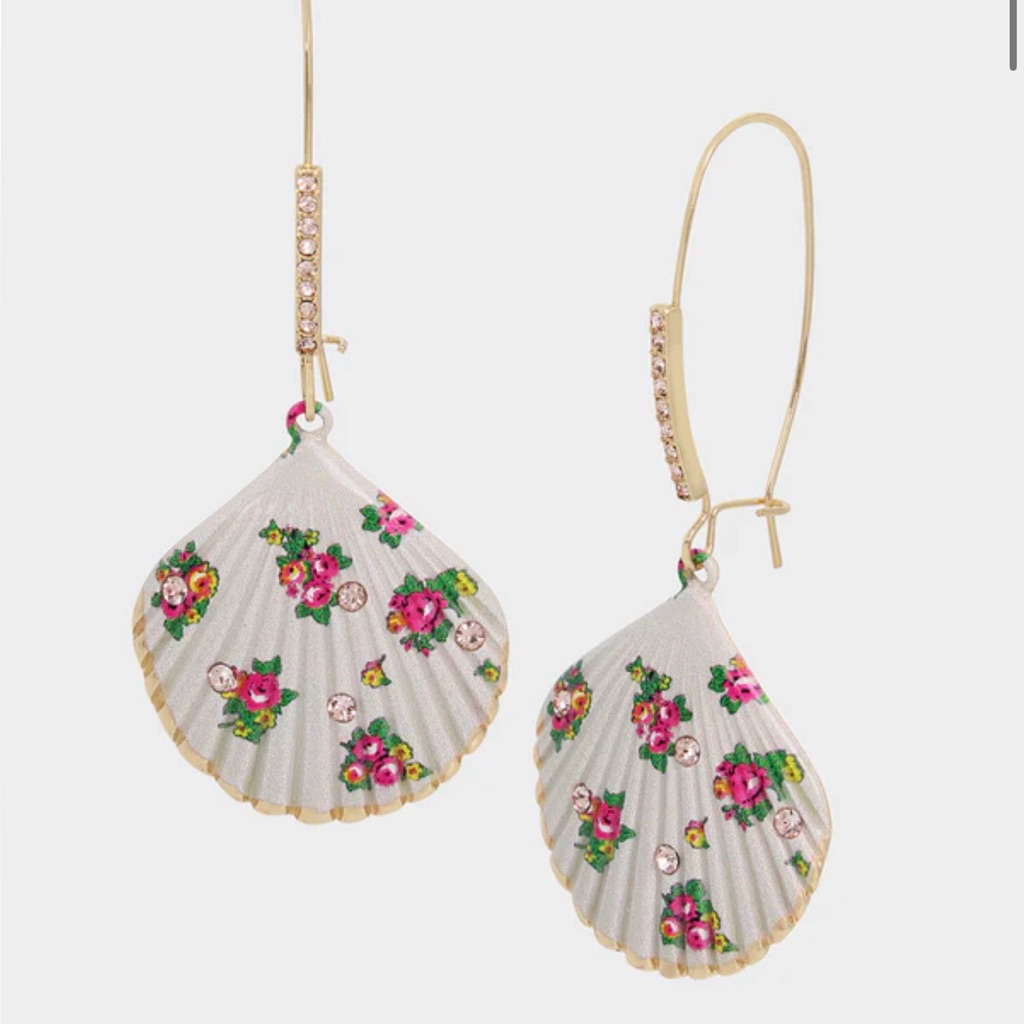 Betsey Johnson Shell Yeah Flower Shell Hook Earrings In WhitePink Floral Print 25$